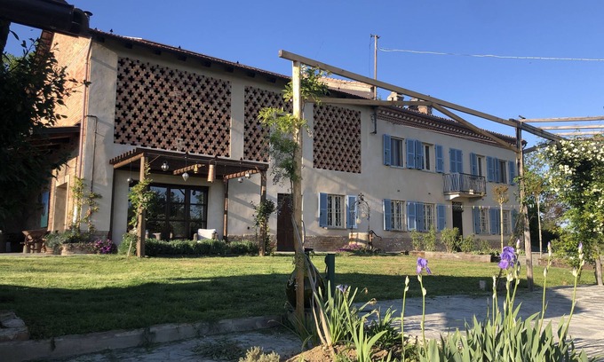 Nizza Monferrato Maison | Tranquil Country Home with large grounds and private pool