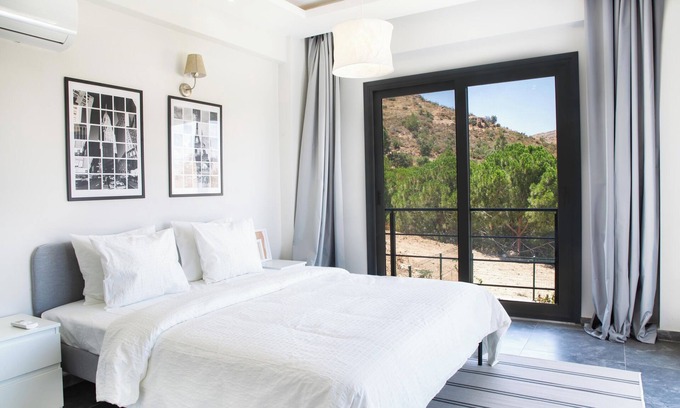 Derekoy Villa | Tranquil Escape in Dereköy – Secluded Villa with Private Garden & Pool