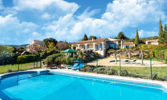 Felines-Minervois Maison | Maison de vacances tranquille avec piscine privée