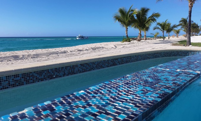 South Bimini Appartement | Tranquil Marina View Retreat: Unit 16F at Bimini Cove Resort and Marina