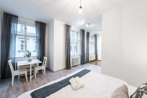 Petrska ctvrt Appartement | Tranquil Prague Studio Gem
