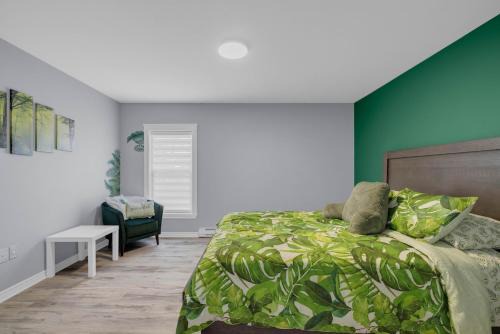 Saint John Appartement | Tranquil Sanctuary Sleeps 7 Nature & Convenience