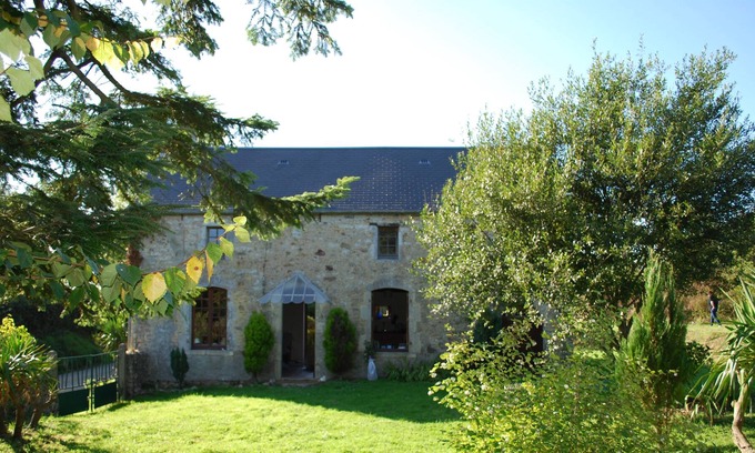 Magneville Cottage | Détendez-vous en pleine campagne normande et passez des beaux moments en famille ou entre amis!