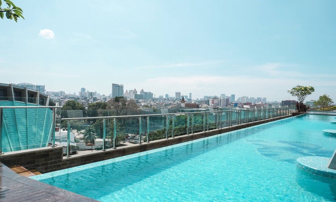 Cikini Appartement | Tranquil Studio Apartment at Menteng Park