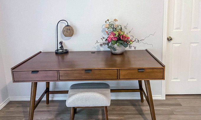 McAllen Maison | Tranquil Travel Nurse Base, 3BR 4BA, Pet Friendly, No- Chores