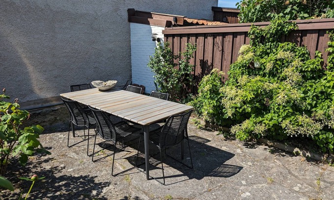 Innerstaden Maison | Tranquil Villa with Garden Views & Terrace | 3BR,
