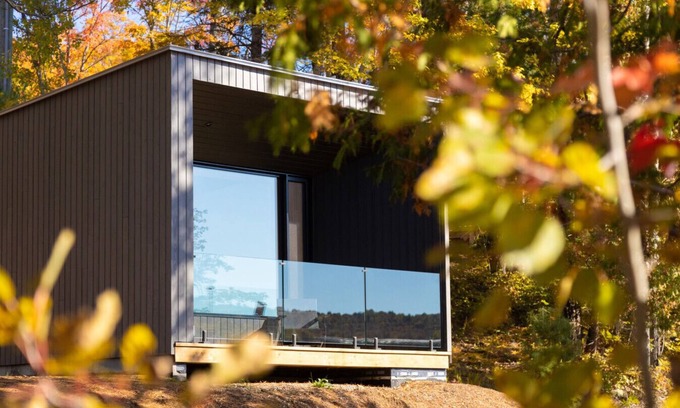 Algonquin Highlands Cabine | Tranquil Waters at Dimensions | Cabin Two