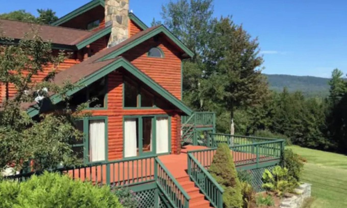 Chester Maison | Tranquility awaits for your stay at our cherished log home on 6 secluded acres.