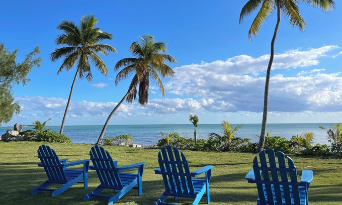 Mangrove Cay Maison | Tranquility Blue: Private island experience. 20 yards from ocean.