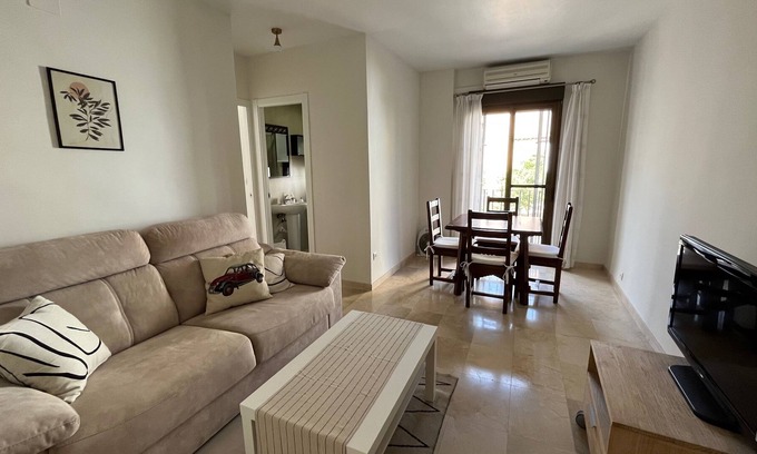 Santa Marina Appartement | Tranquilo Apartamento Junto al Palacio de Viana y Santa Marina