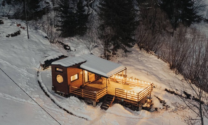 Horea Cabine | Transylvanian Tiny House Apuseni Mountains.