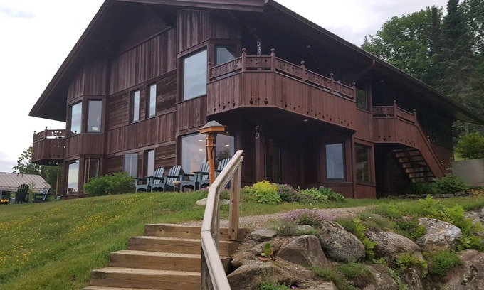 Moscow Maison | Trapp Family Lodge-2 BR guest house. Enjoy peak leaf season!