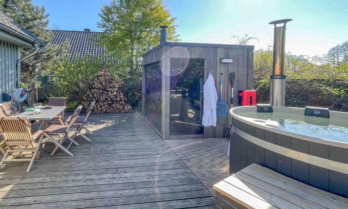 Luckow Maison | traumHaff Bootsmanns Domizil Kamin, privates NORDICSPA, Boot in Rieth am See