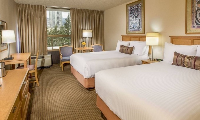 Wilburton Hôtel | Travel Destination! Onsite Parking and Pool, Near Bellevue Downtown Park