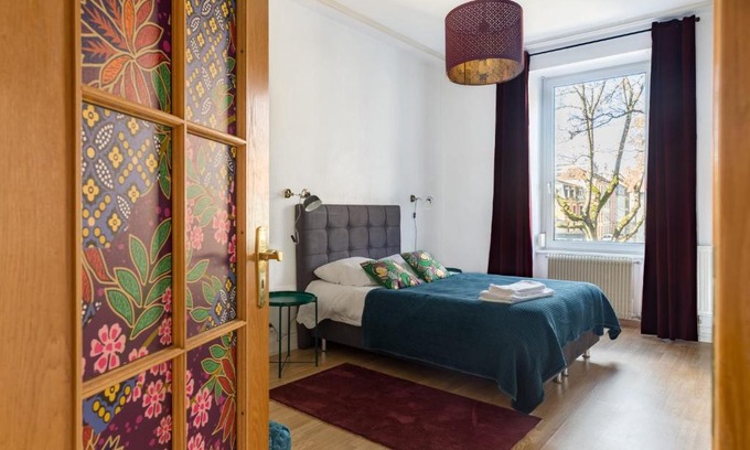 Mulhouse Appartement | Travel Homes - The Wooden, Spacieux & bon quartier