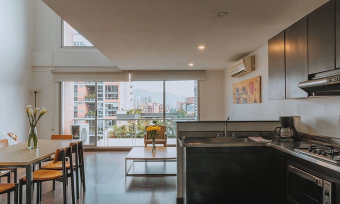 El Tesoro Appartement | Travelers Orange Suites