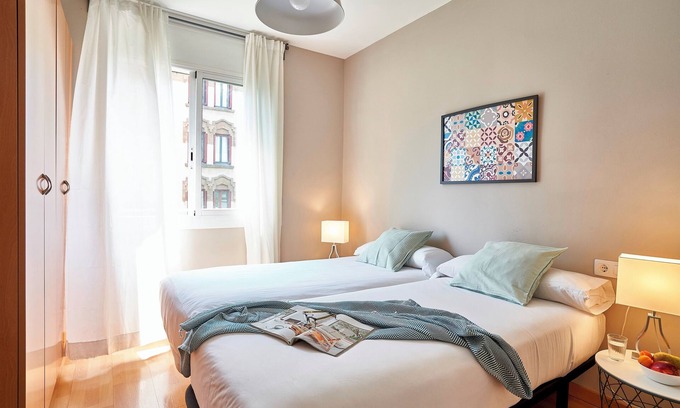 El Baix Guinardo Appartement | TRAVGRA4-1 · Confy 4 bedrooms flat in Eixample
