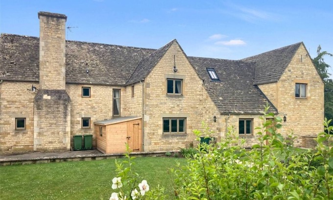 Temple Guiting Maison | Tree Tops House