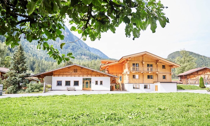 Oetz Cabine | Tree trunk house with very large living and leisure area on approx. 240m2 living space!