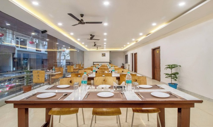 Allahabad Hôtel | Treebo Prayag Palace
