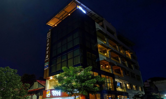Kolhapur Hôtel | Treebo Surya Comforts, 200 Mtrs From Kolhapur Railway Station