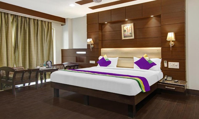 East of Kailash Hôtel | Treebo Trend Elite - 9 Km Away From Arun Jaitley Stadium, Delhi
