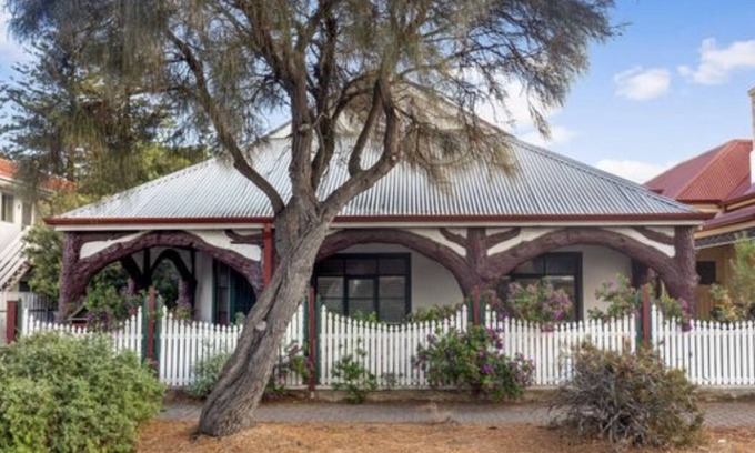 Grange Maison | Cabane dans les arbres au bord de la mer ** NOUVELLE LISTE **
