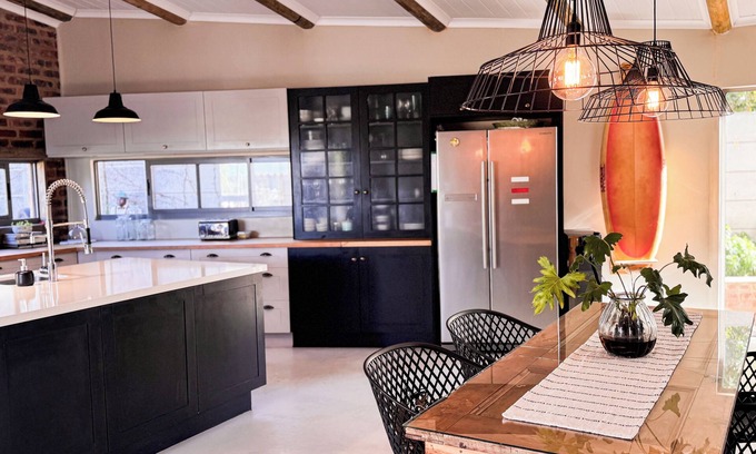 Still Bay Maison | Tremendous family-pet friendly, Stilbaai home