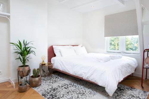 Frankendael Appartement | Trendy 2 bedroom accommodation on perfect location