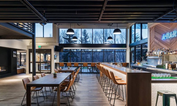 Silverthorne Hôtel | Trendy Urban Escape – Boutique Hotel Feel with Walkable Access to Hotspots