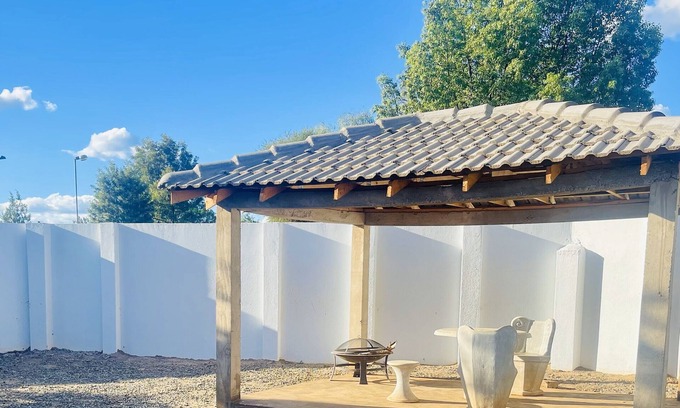 Northam Lit Et Petit-Déjeuner | TrendyBliss Guest House - n0296