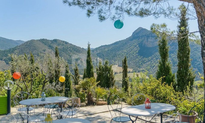 Aubres Maison | Tres belle maison avec piscine