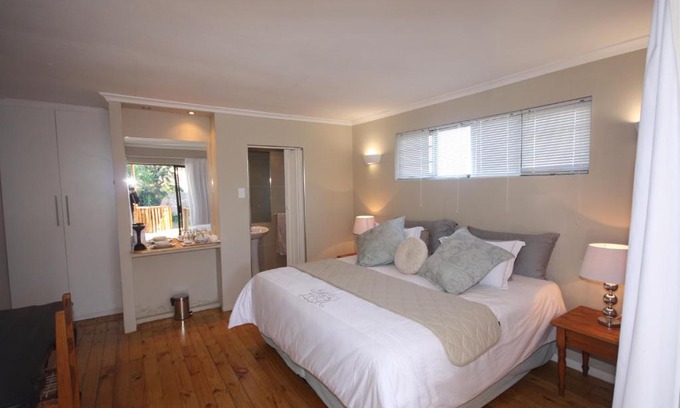 Adelaide Maison | Tri-Angle B&B and Wellness Salon