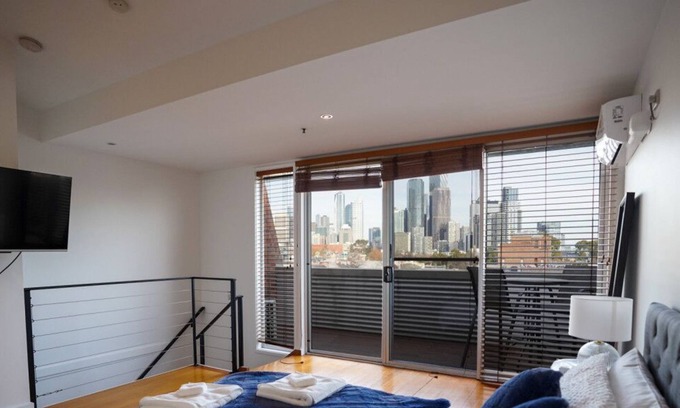 North Melbourne Maison | Tri Level townhouse in prime North Melbourne