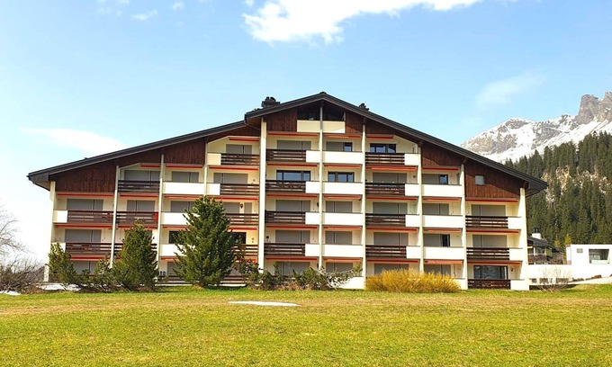 Parpan Appartement | Triangel B Rezia by Interhome