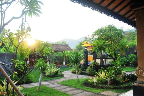 Pemuteran Maison | Trijaya Guest House Pemuteran