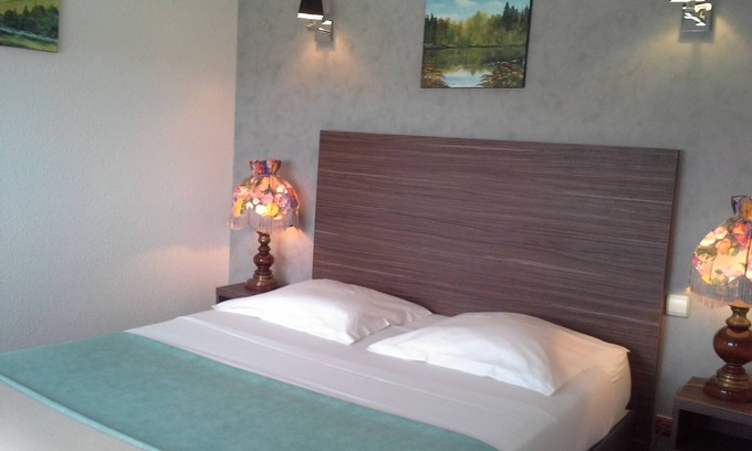 Girmont-Val-d'Ajol Appartement | chambre triple lit 160x200 confort , 2 pièces