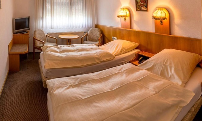 Sohren Maison | Triple Room - Hotel Berghof
