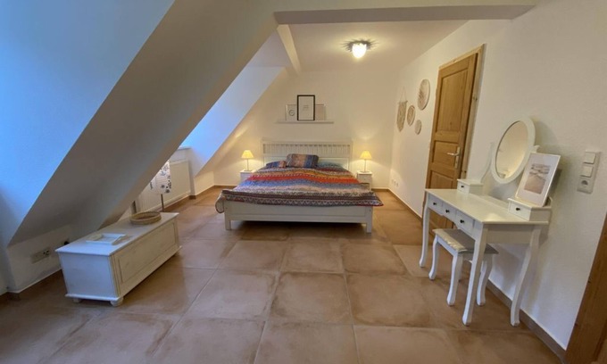 Kleinkarlbach Lit Et Petit-Déjeuner | Triple room Ibiza - Felsenmühle Neuleiningen