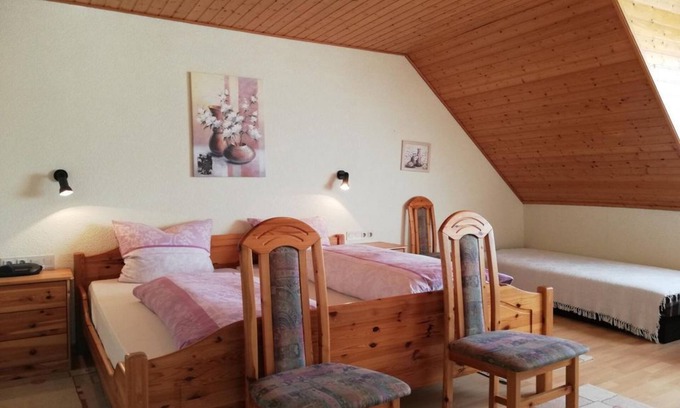 Trittenheim Lit Et Petit-Déjeuner | Chambre Triple Douche / WC - Weingut-Gästehaus Hermes-Lex