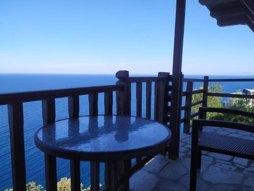 Tsagarada Appartement | Triple studio room in Mylopotamos Beach