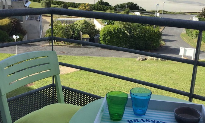 Trevou-Treguignec Appartement | Triplex pour 5 personnes avec terrasse vue mer 100 m de la plage de Trestel