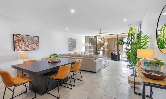 Palm Cove Appartement | Tropical Escape Coastal Daydreams with Rooftop Spa
