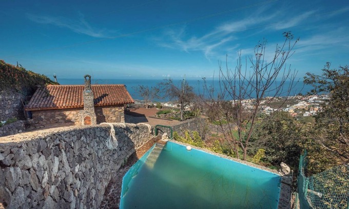 La Vera Maison | Tropical Oasis in Santa Ursula