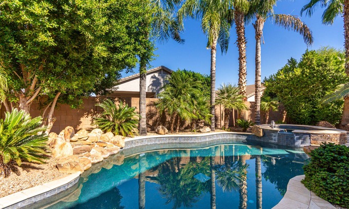 Ashley Heights Maison | Tropical Oasis in Sunny Arizona!