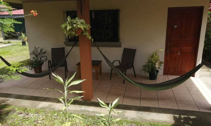 Cahuita Cabine | Terracotta Studio Familial