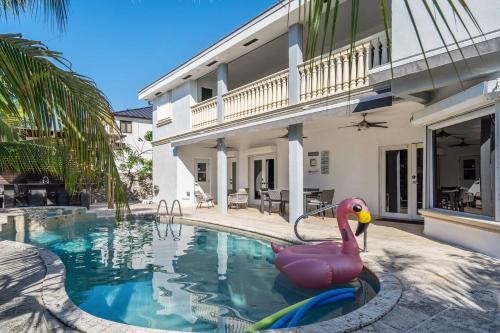 Miami Lakes Maison | Tropical Pool Paradise x 6-BD 4-BA Luxury Living