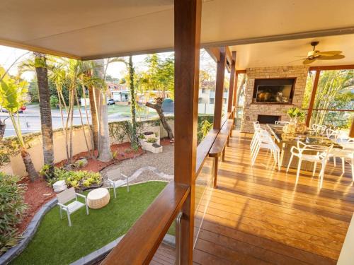 Sunnybank Maison | Tropical Tranquility Spacious Family Leafy Oasis