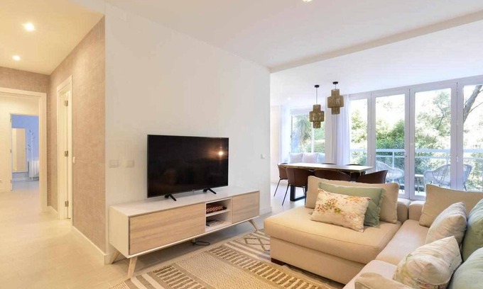 Quinta da Marinha Appartement | Tropical View Cascais - CheckinHome