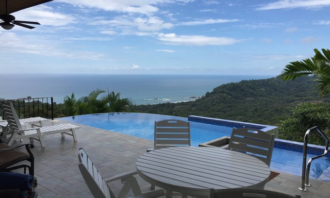 Dominicalito Maison | Villa tropicale avec des vues spectaculaires!
